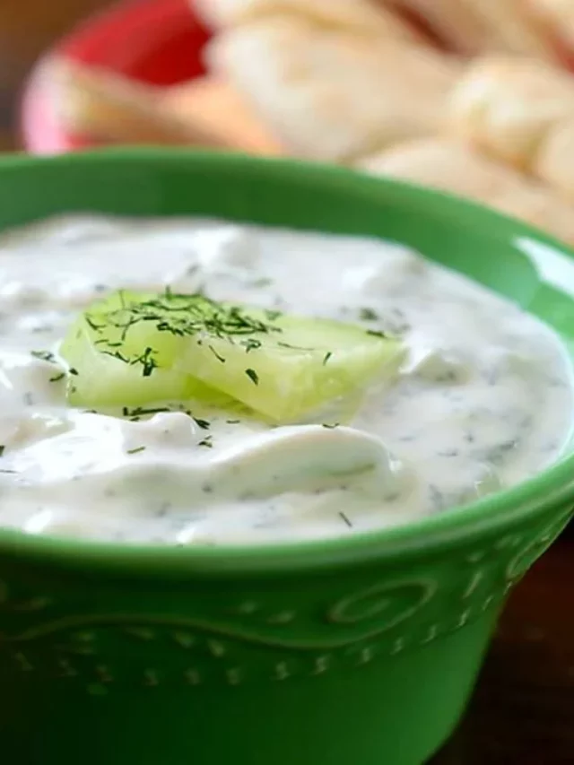 The Secret to Making Tzatziki Sauce Is Delicious