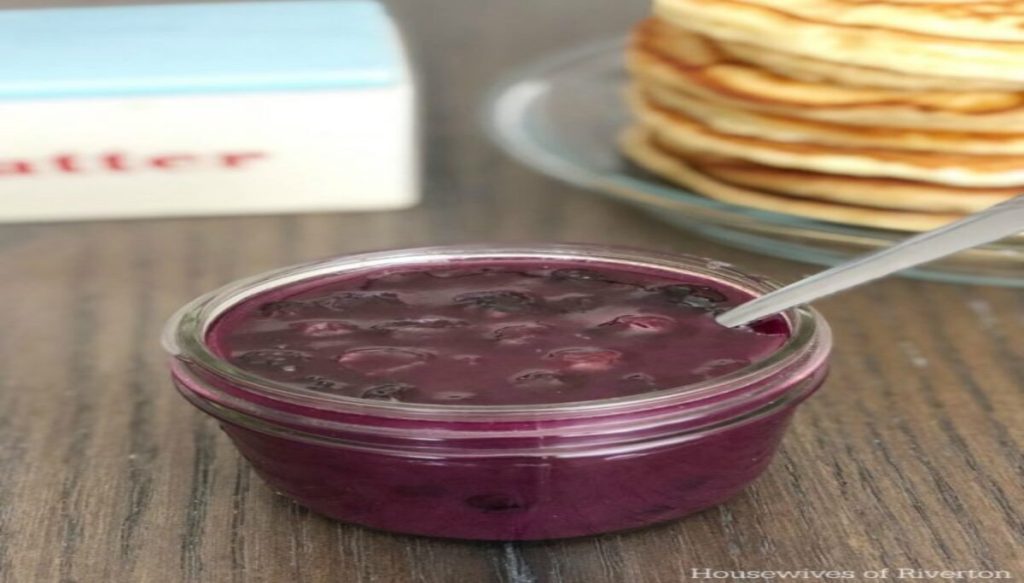 Blueberry Compote with 4 ingredients