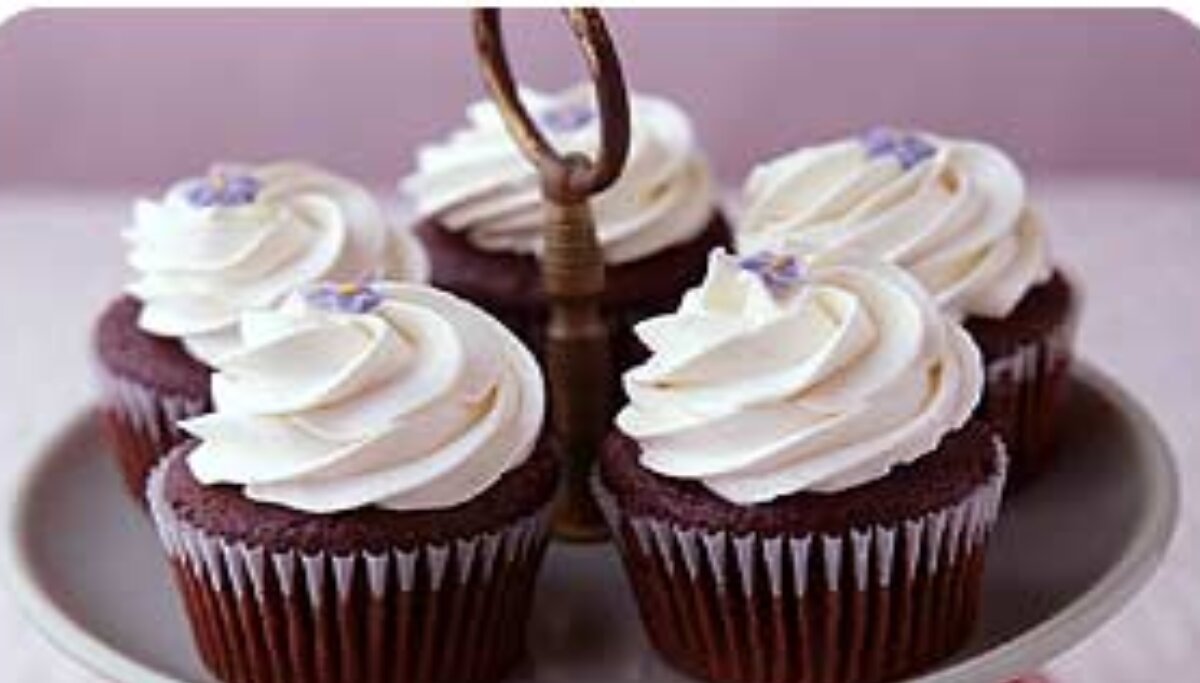 Chocolate Cupcakes with Cream Cheese Frosting Recipe
